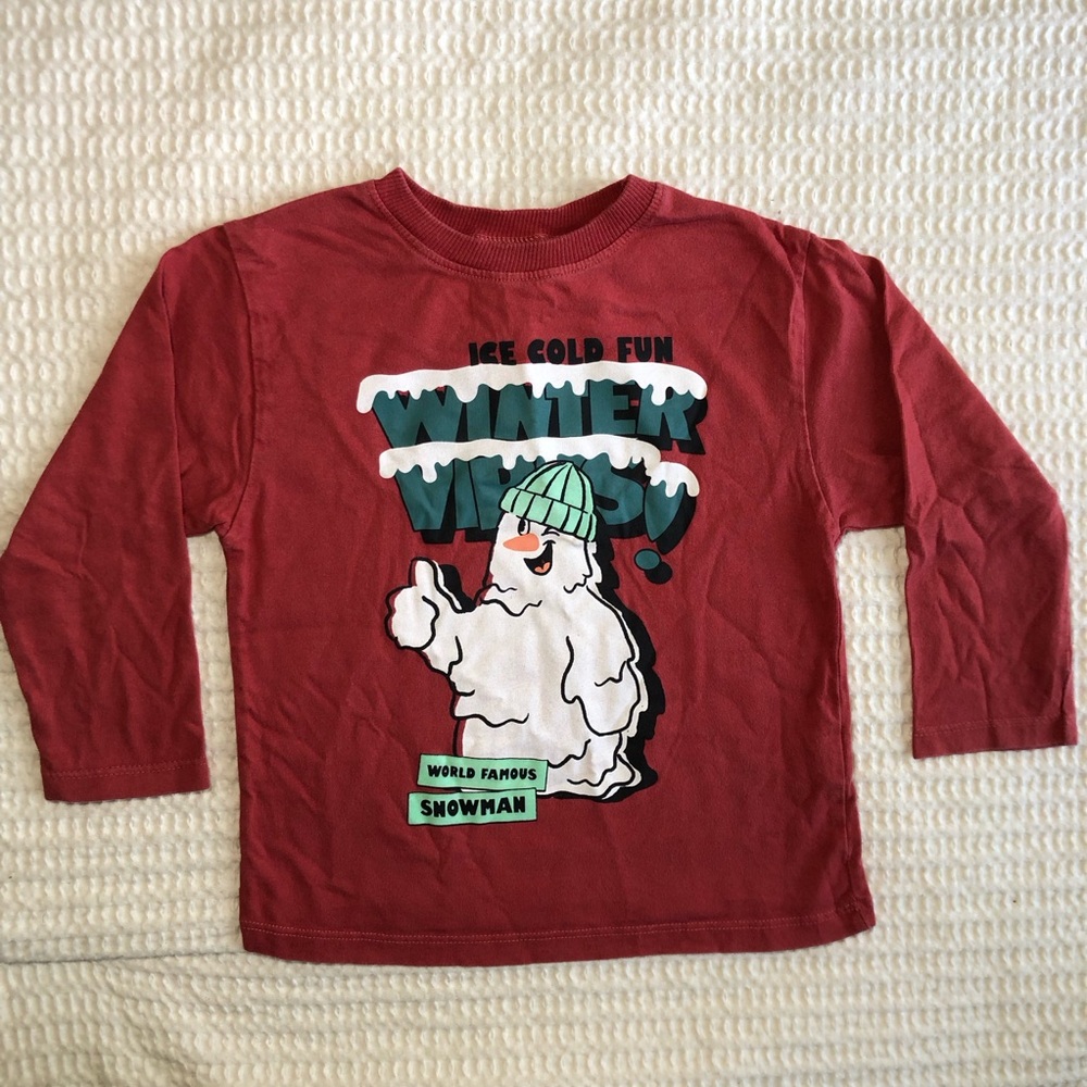 Zara Red Long-Sleeve Snowman Graphic Tee with Green Accent Size 2T-3T